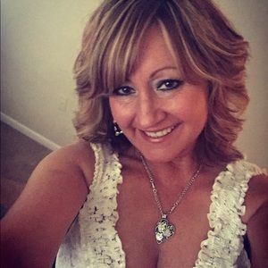 Meet your Posher, Sherri